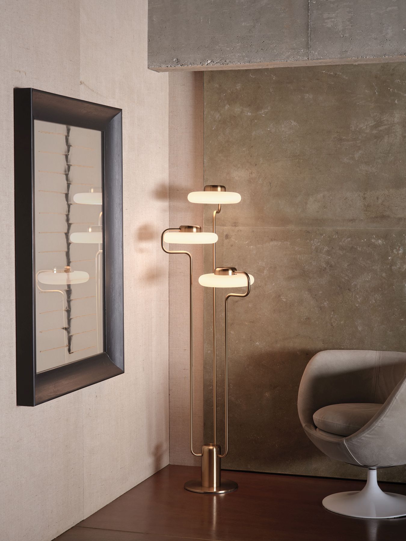 Tratto Stehleuchte Schwarz Kdln