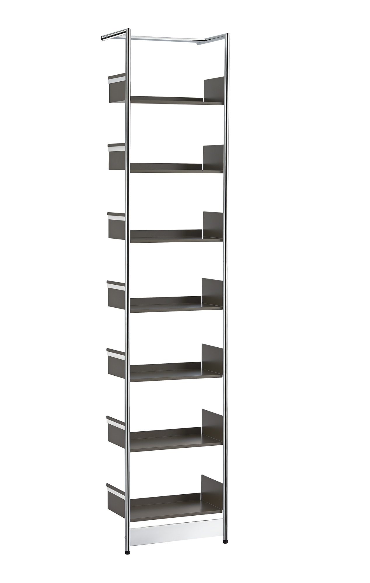 Pool 196 Medium Anlehnregal von Mox, modernes Regal mit sieben braunen Ablageflächen und silbernem Rahmen.