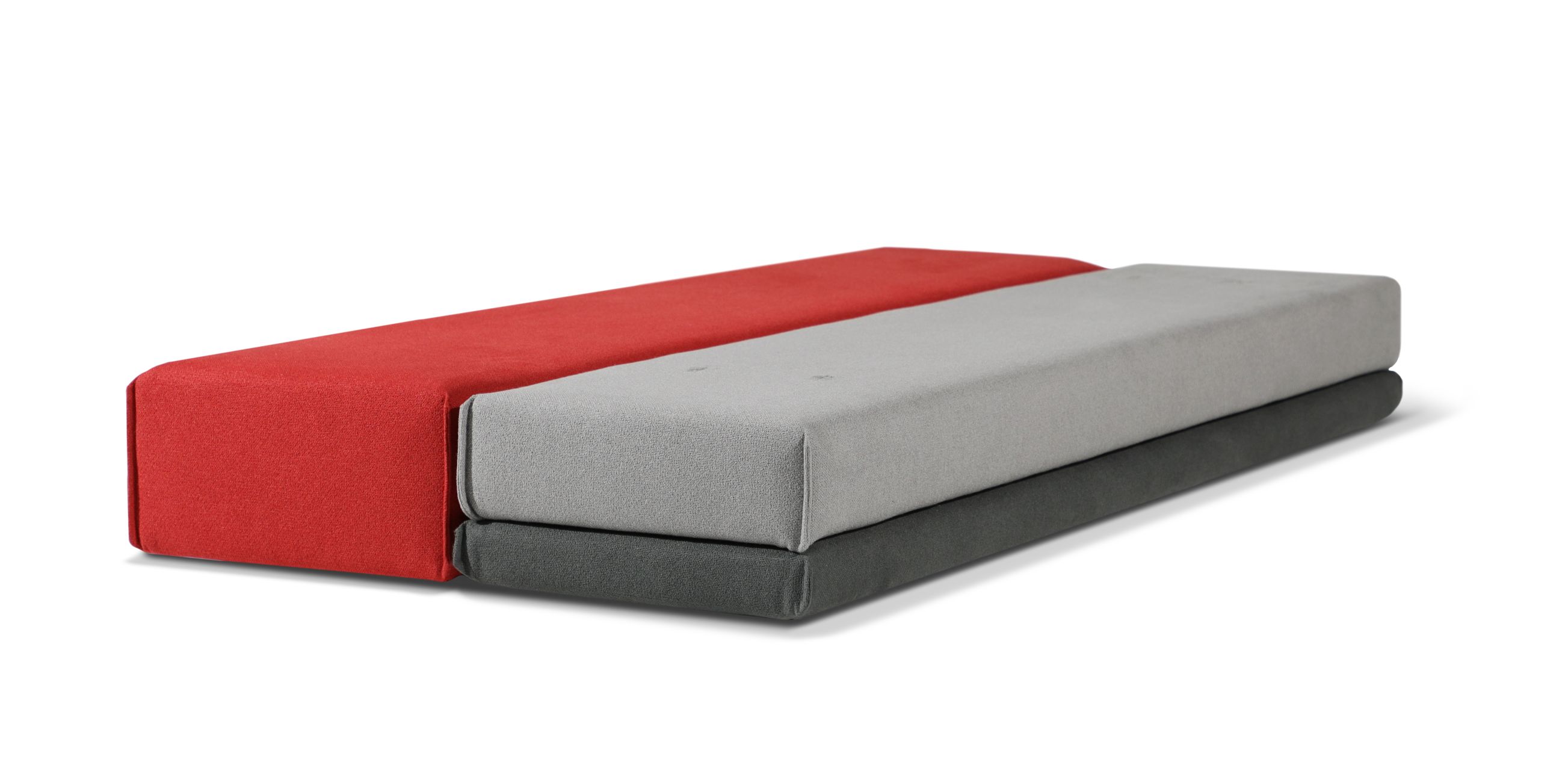 Bavul Bank von Prostoria: Modulares Sofa in Rot, Grau und Anthrazit. Modernes Design.