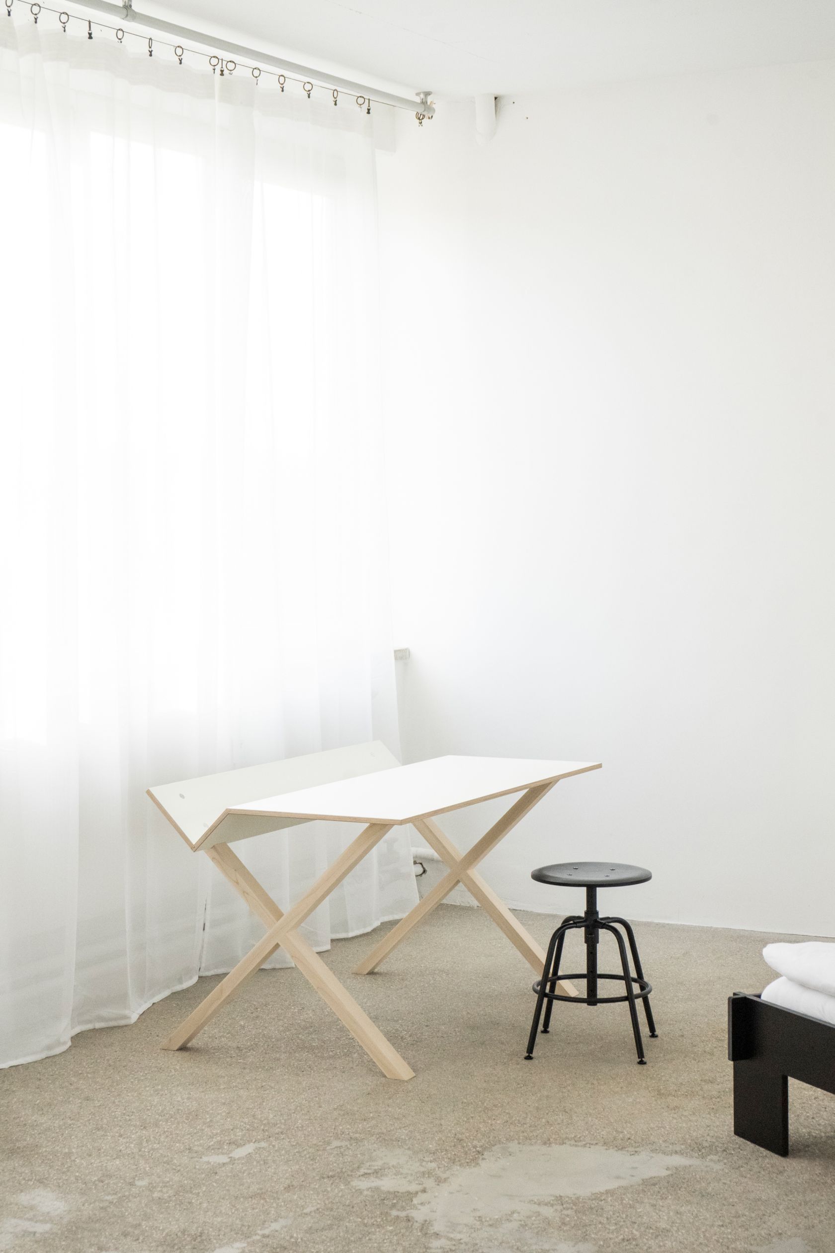 Kant Schreibtisch Nils Holger Moormann