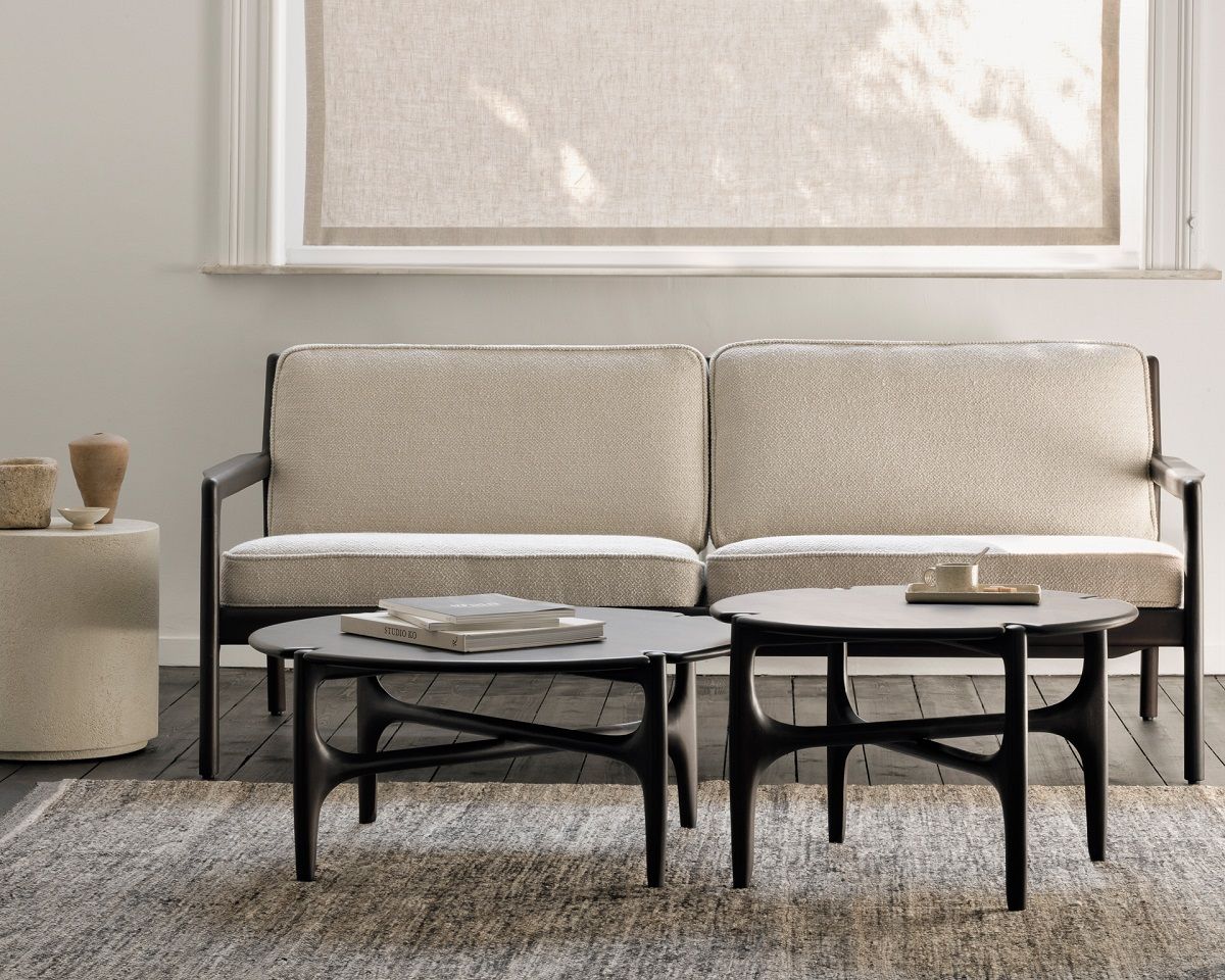 PI Couchtisch Rund Mahagoni lackiert Ethnicraft