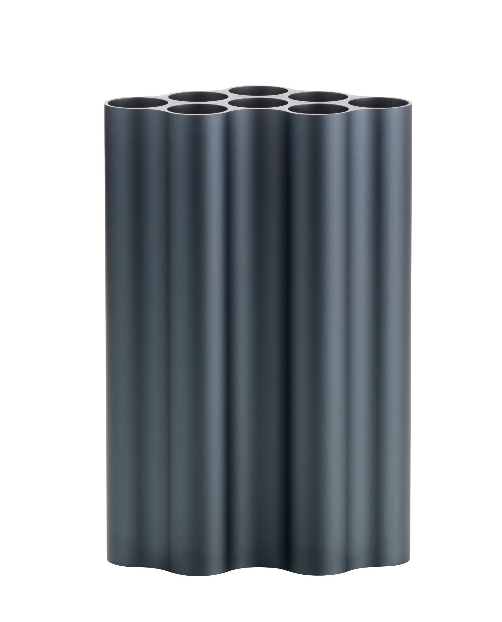 Stahlblaue Nuage Vase von Vitra, große Ausführung. Design-Blumenvase mit wellenförmiger Struktur.