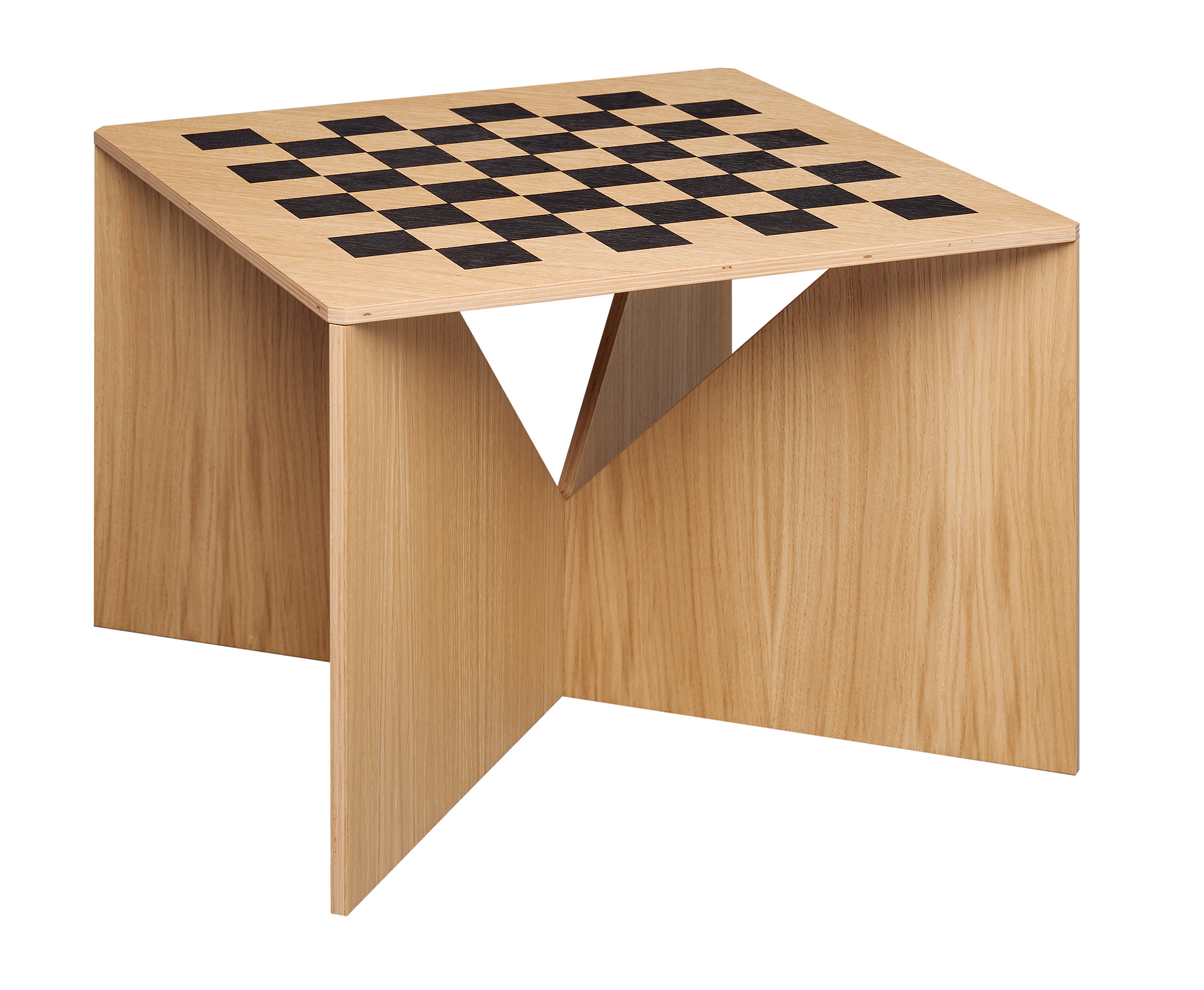 FK04 Calvert Couchtisch von e15 aus Eiche mit Schachbrettmuster auf der Tischplatte.
