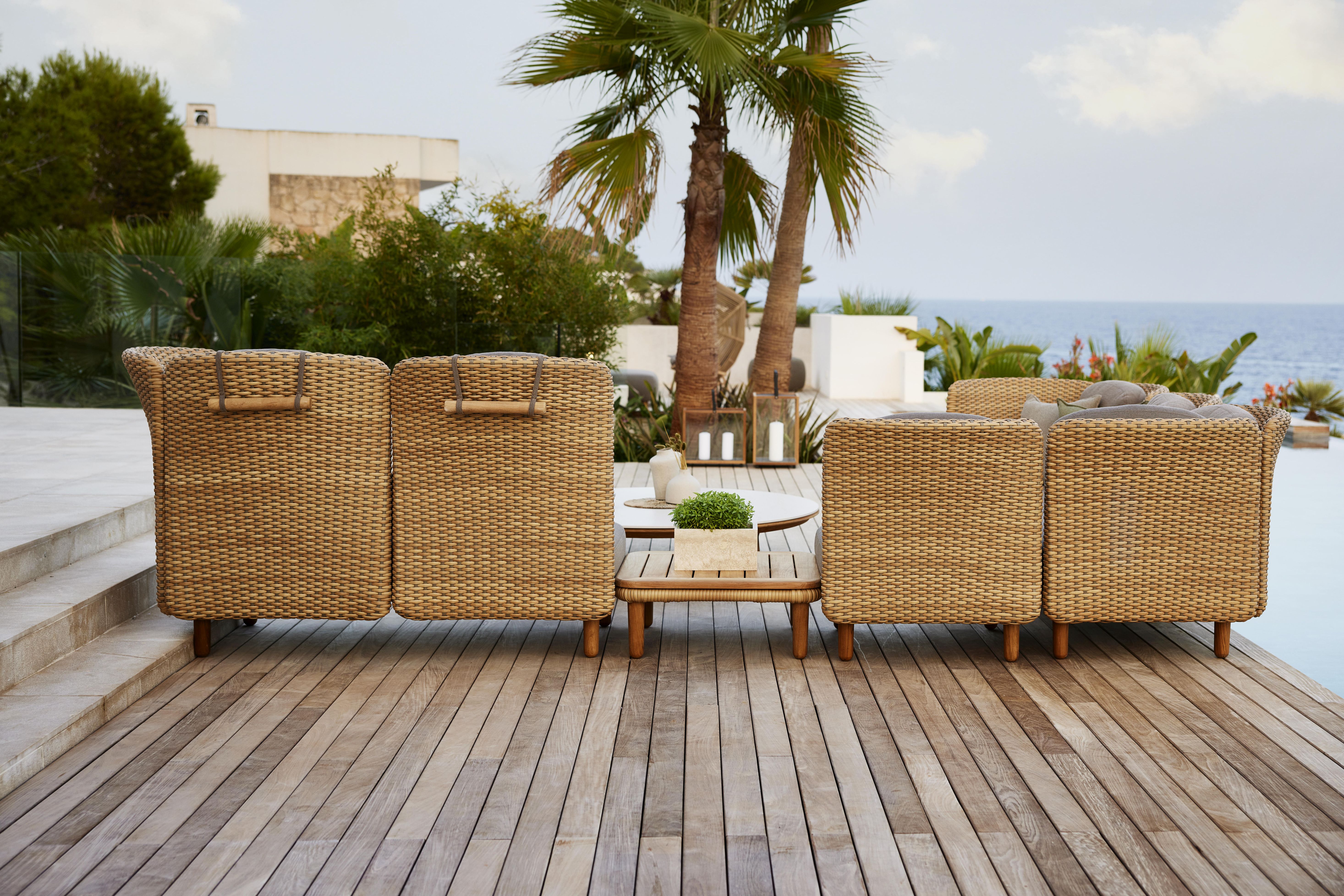 Arch Outdoor Couchtisch mit Teak Tischplatte Cane-Line