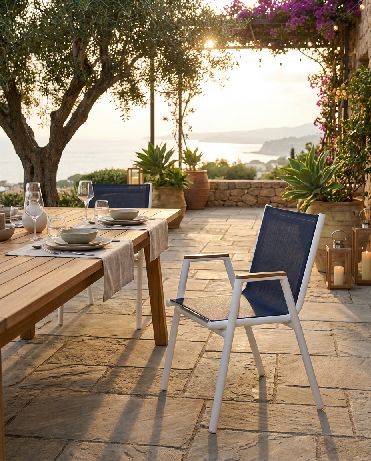 Pilotis Sessel mit Armlehnen Batyline Outdoor Fermob