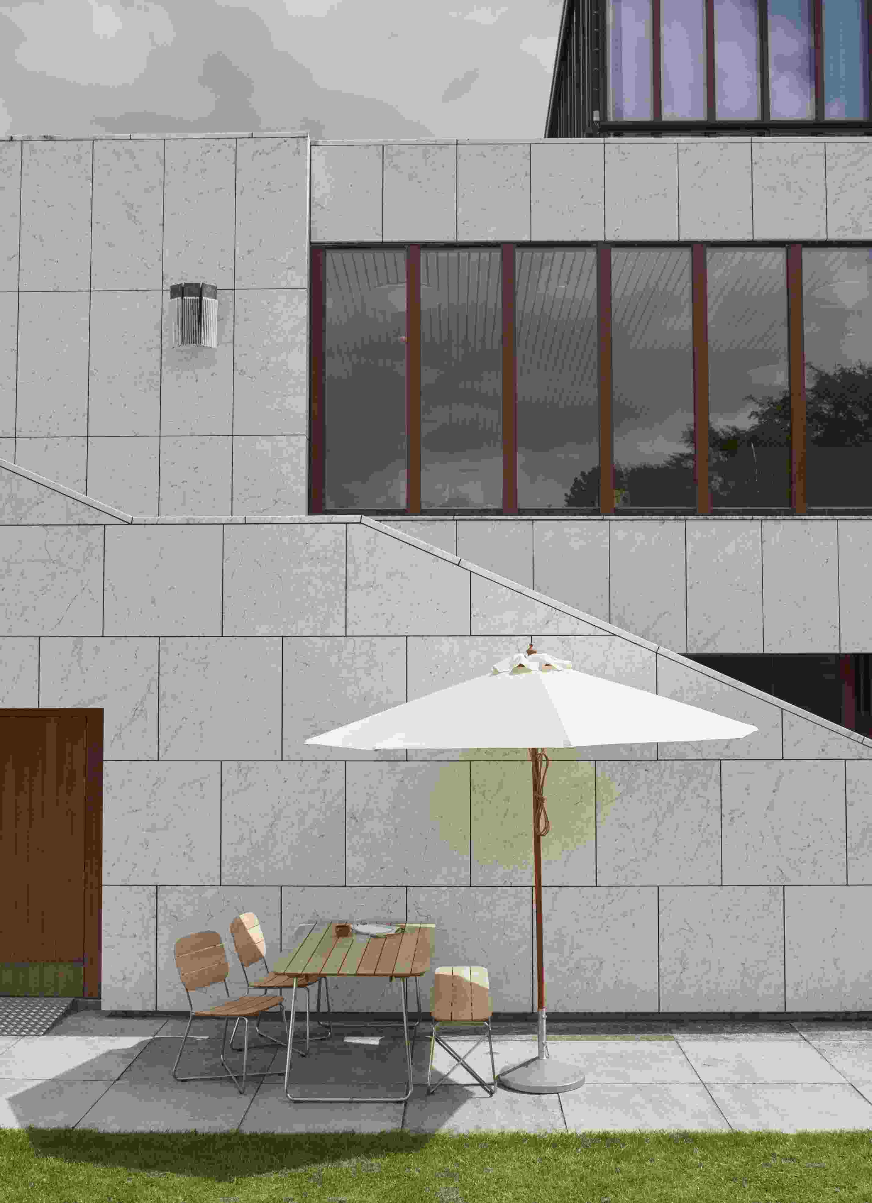 Messina Sonnenschirm Skagerak by Fritz Hansen Ø 210 cm / Off white