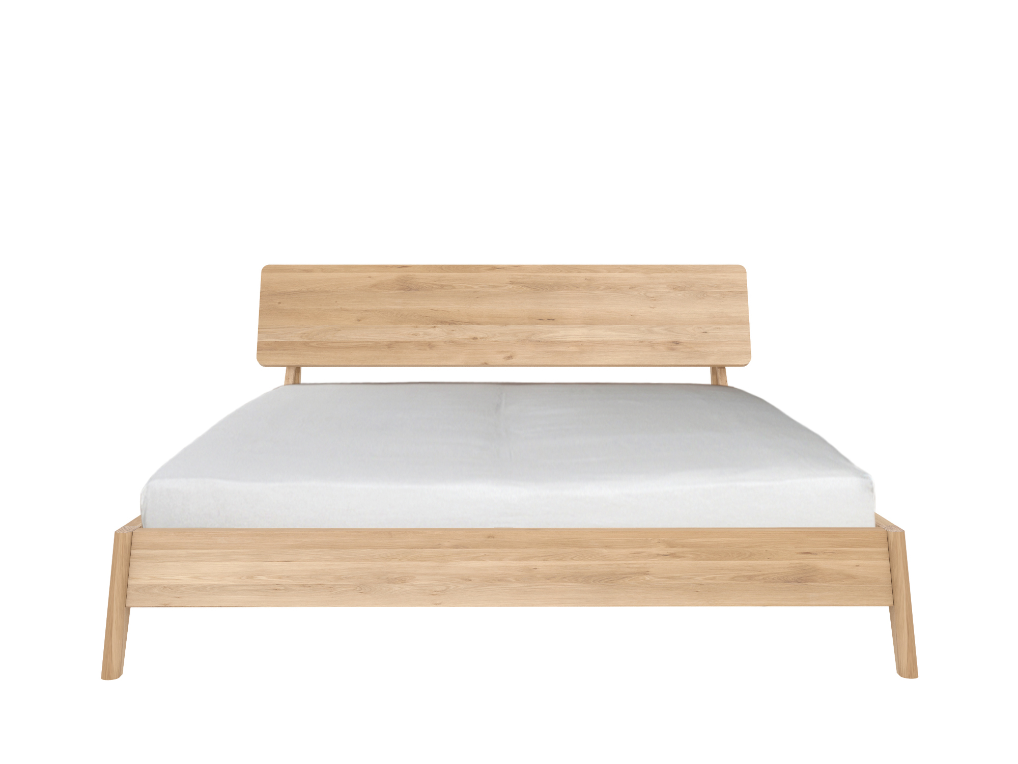 Air Bett Eiche von Ethnicraft, 180x200 cm, modernes Design mit hellem Holz und Lattenrost.