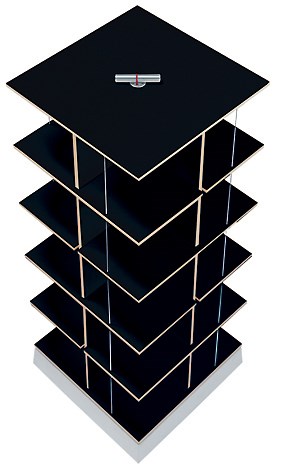 Musikstapler CD-Regal von Nils Holger Moormann: Schwarzes, modernes CD-Regal zur Aufbewahrung von CDs.