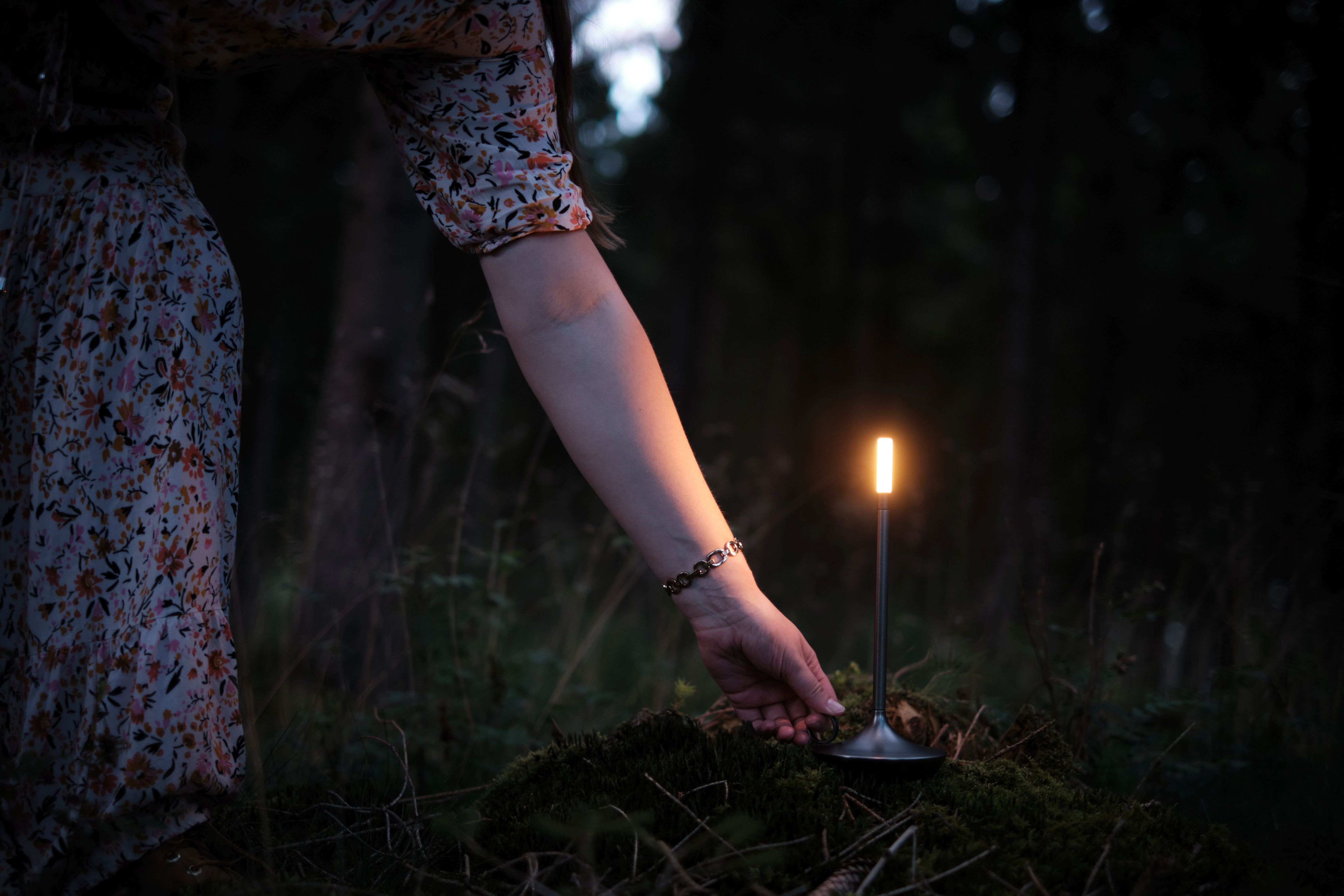 Wick Portable Akkuleuchte / Tischleuchte mit USB graphit Graypants