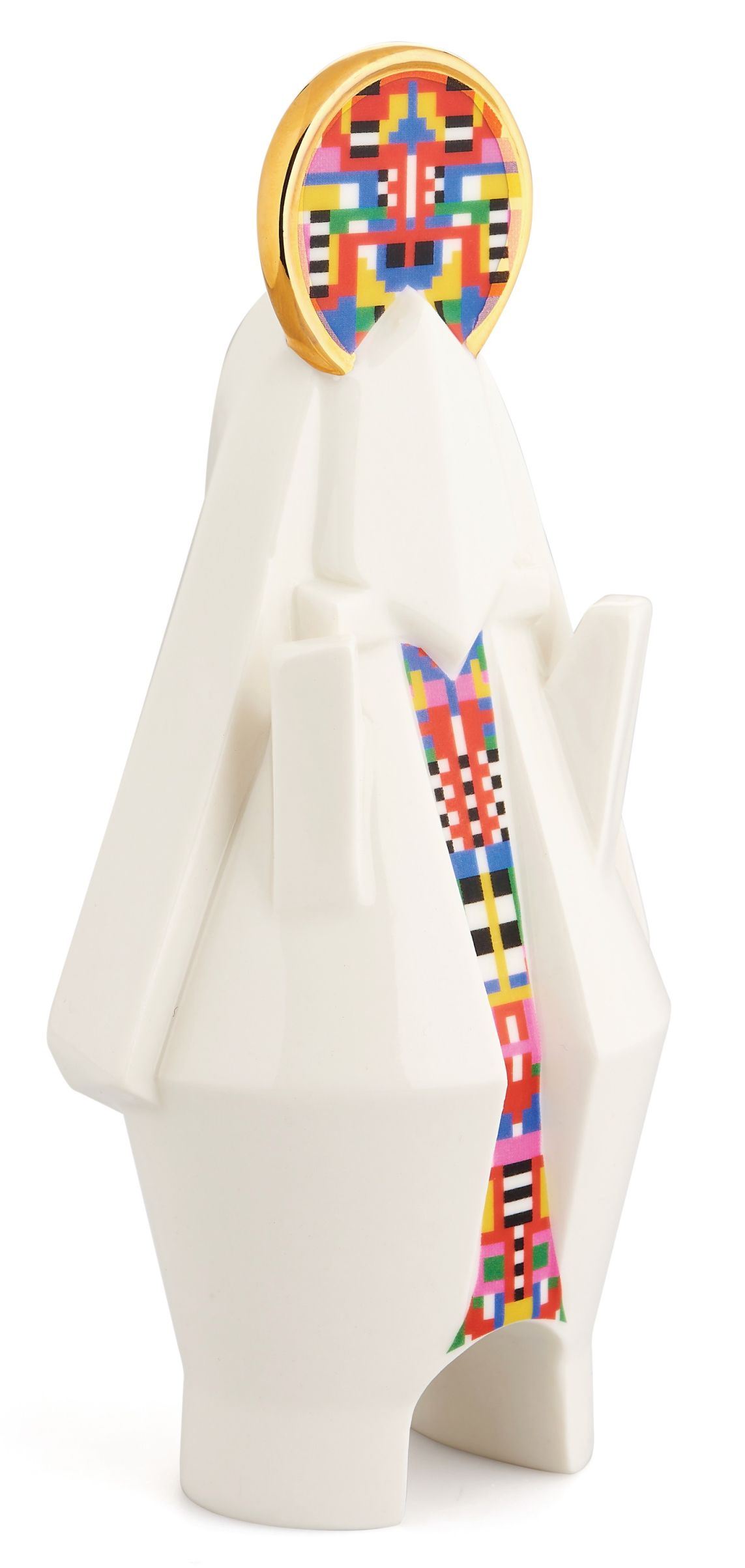 Alessi Mary Porzellanfigur: Weiße Skulptur mit bunten, geometrischen Mustern und goldenem Heiligenschein.