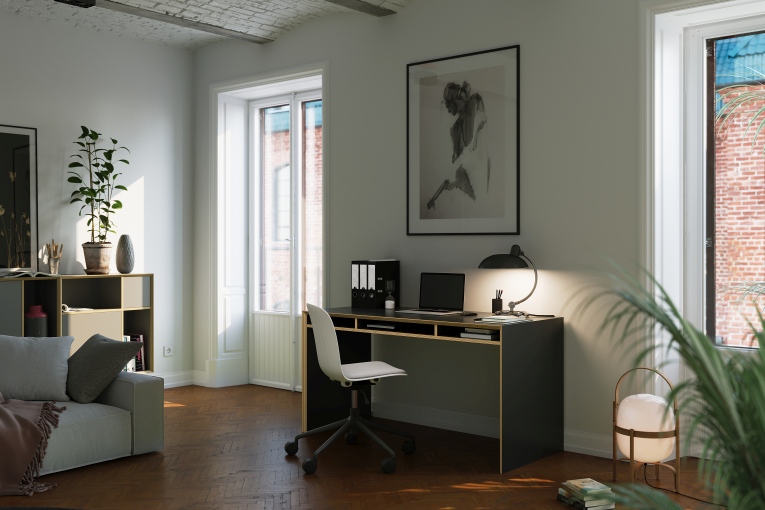 Bridge Schreibtisch von Müller Möbelwerkstätten in schwarzem Design mit Laptop und Büromaterial.