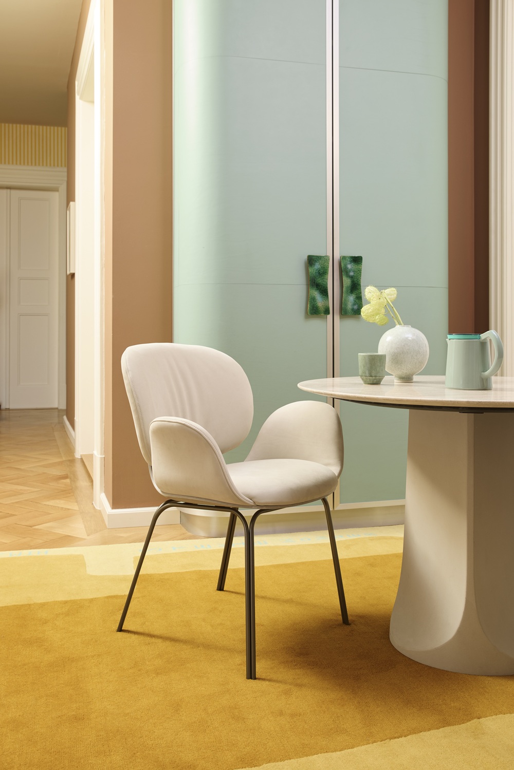 Ivy Armchair Armlehnenstuhl Freifrau Manufaktur