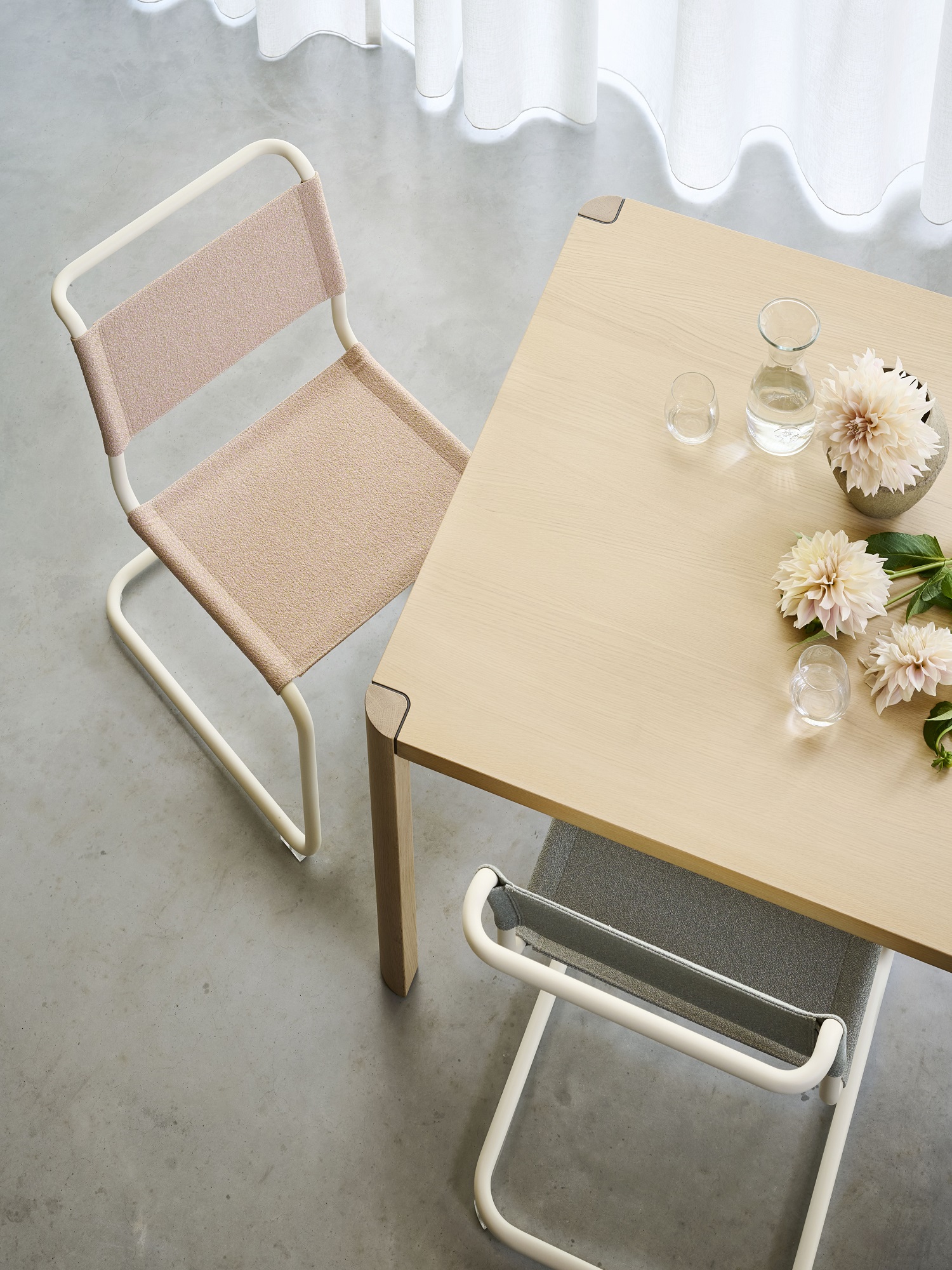 S 33 V / S33 V Freischwinger Thonet