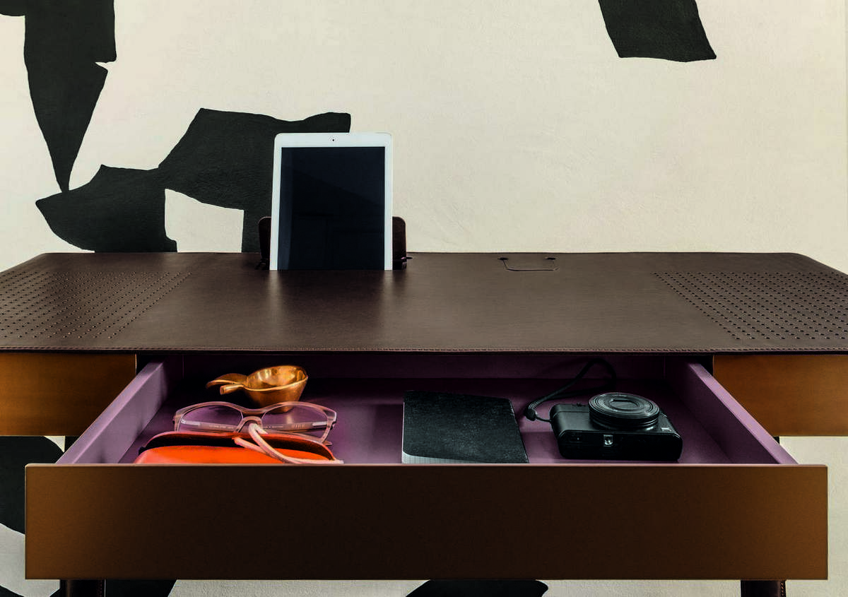 Pegasus Home Desk Schreibtisch ClassiCon