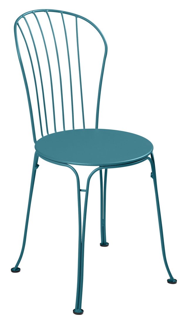 Blauer Opéra+ Stuhl von Fermob für den Außenbereich, Gartenmöbel aus Metall.