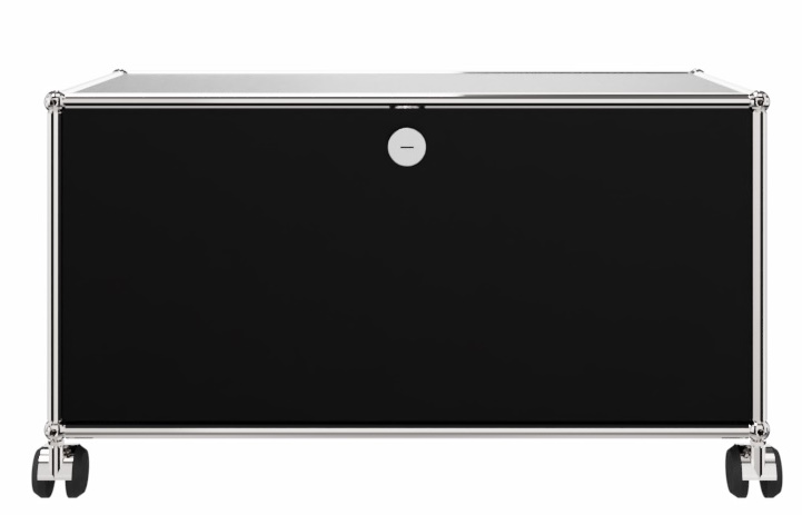 USM Haller Möbel graphitschwarz: TV-Möbel/Hi-Fi-Möbel mit Rollen und verchromtem Gestell für modernes Wohnzimmer.