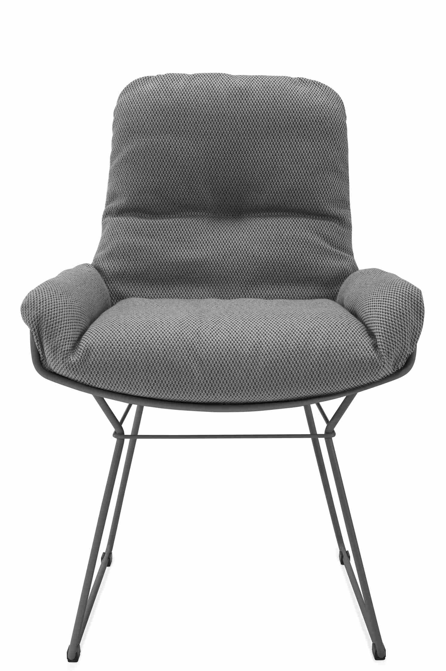 Grauer Leyasol Armchair Low von Freifrau Manufaktur für den Außenbereich mit Armlehnen und Metallgestell.