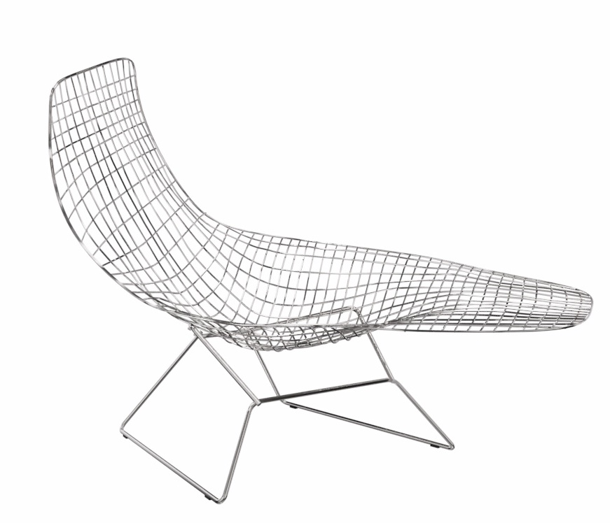 Bertoia Liegesessel von Knoll International: Asymmetrischer Design-Sessel aus verchromtem Drahtgestell, modernes Möbelstück.