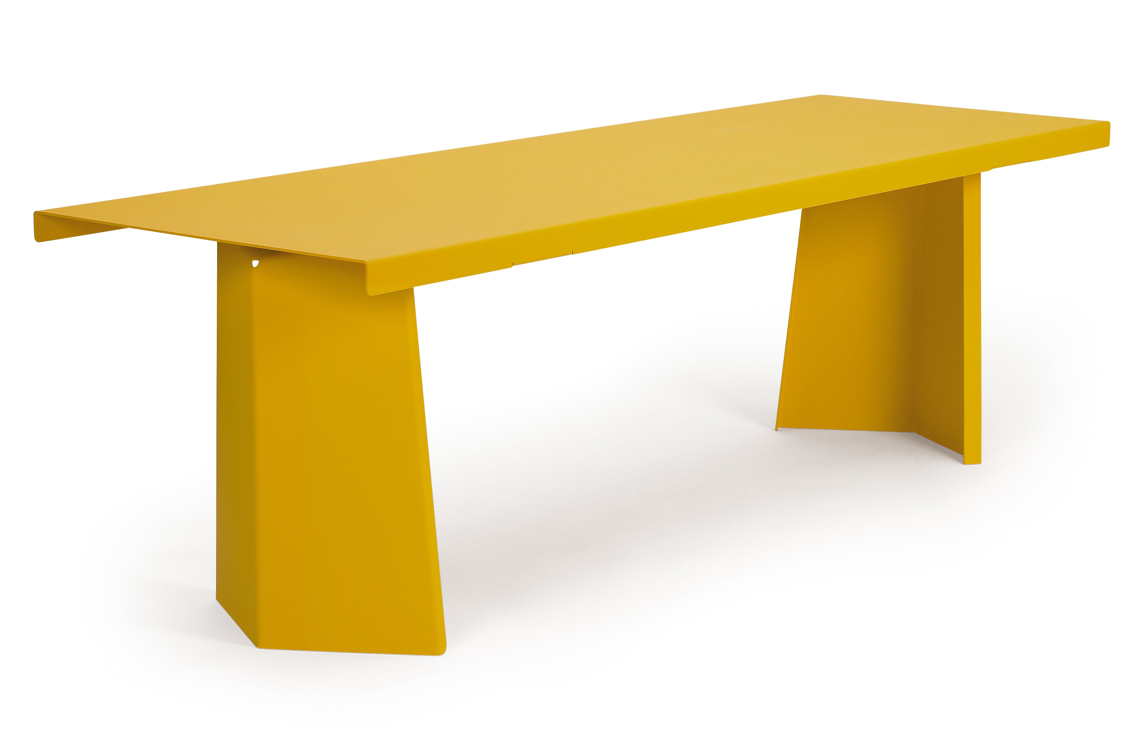 Gelber Pallas Tisch von ClassiCon für den Innenbereich, moderner Design Tisch aus Metall.