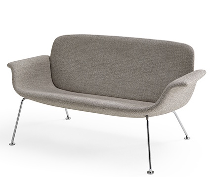 KN05 Zweisitzer Sofa von Knoll International mit grauem Stoffbezug und Chromgestell. Design Sofa.