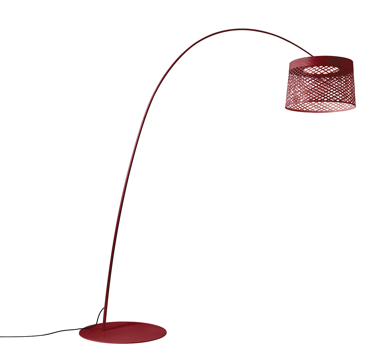 Kaminrote Twiggy Grid Stehleuchte von Foscarini: Moderne Bogenlampe mit rundem Schirm und filigranem Gittermuster.