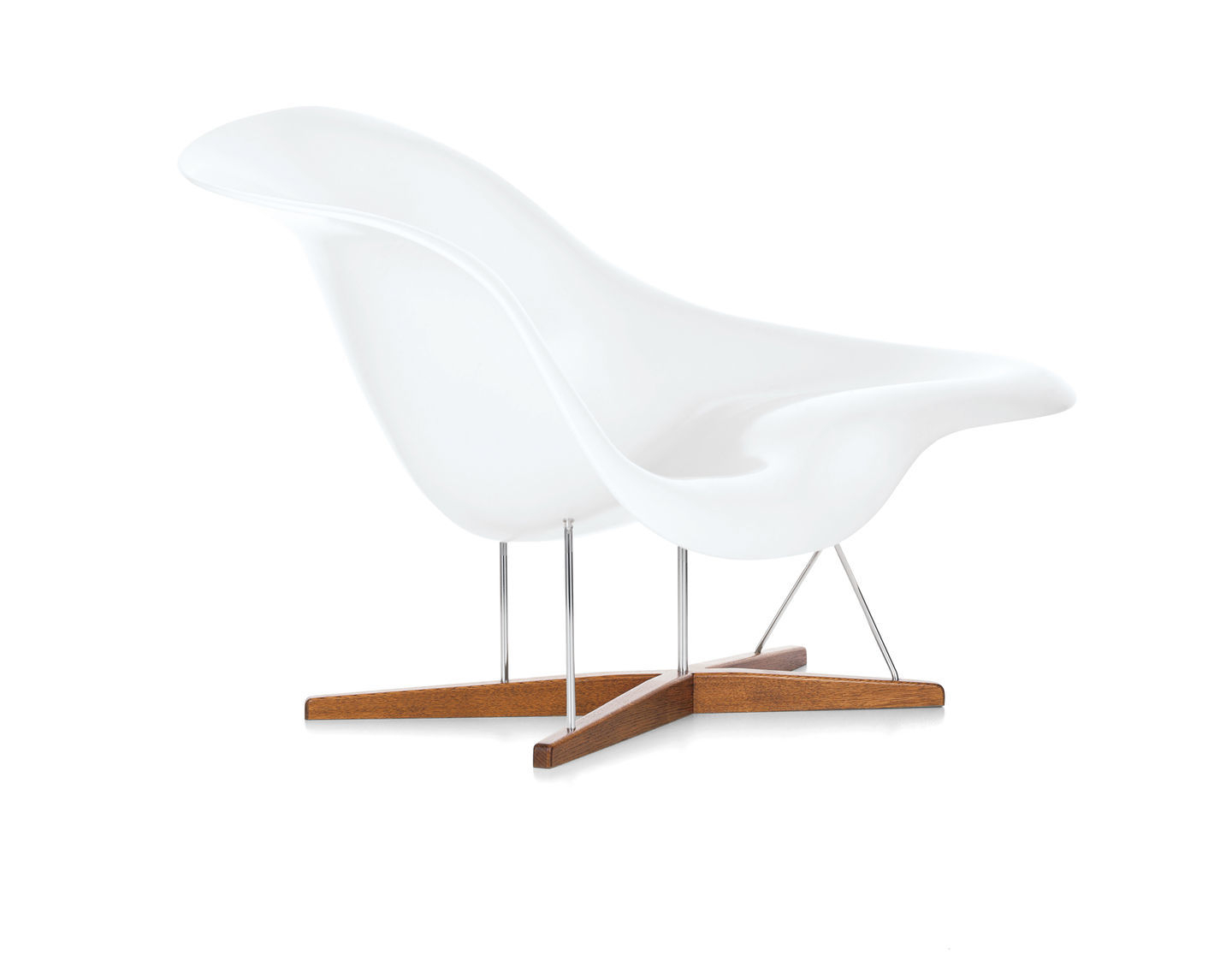 Weiße La Chaise Liege von Vitra mit Holzfuß und Stahlgestell, modernes Möbeldesign.