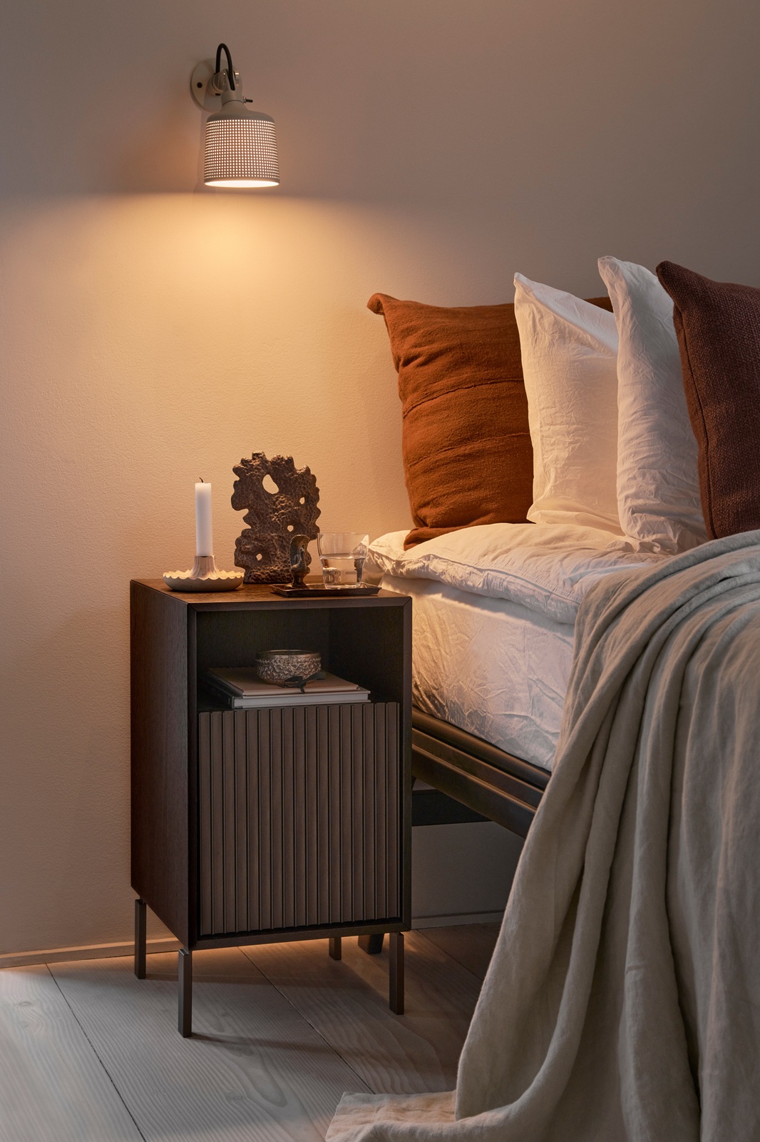 VIPP672 Bedside table Nachttisch Vipp