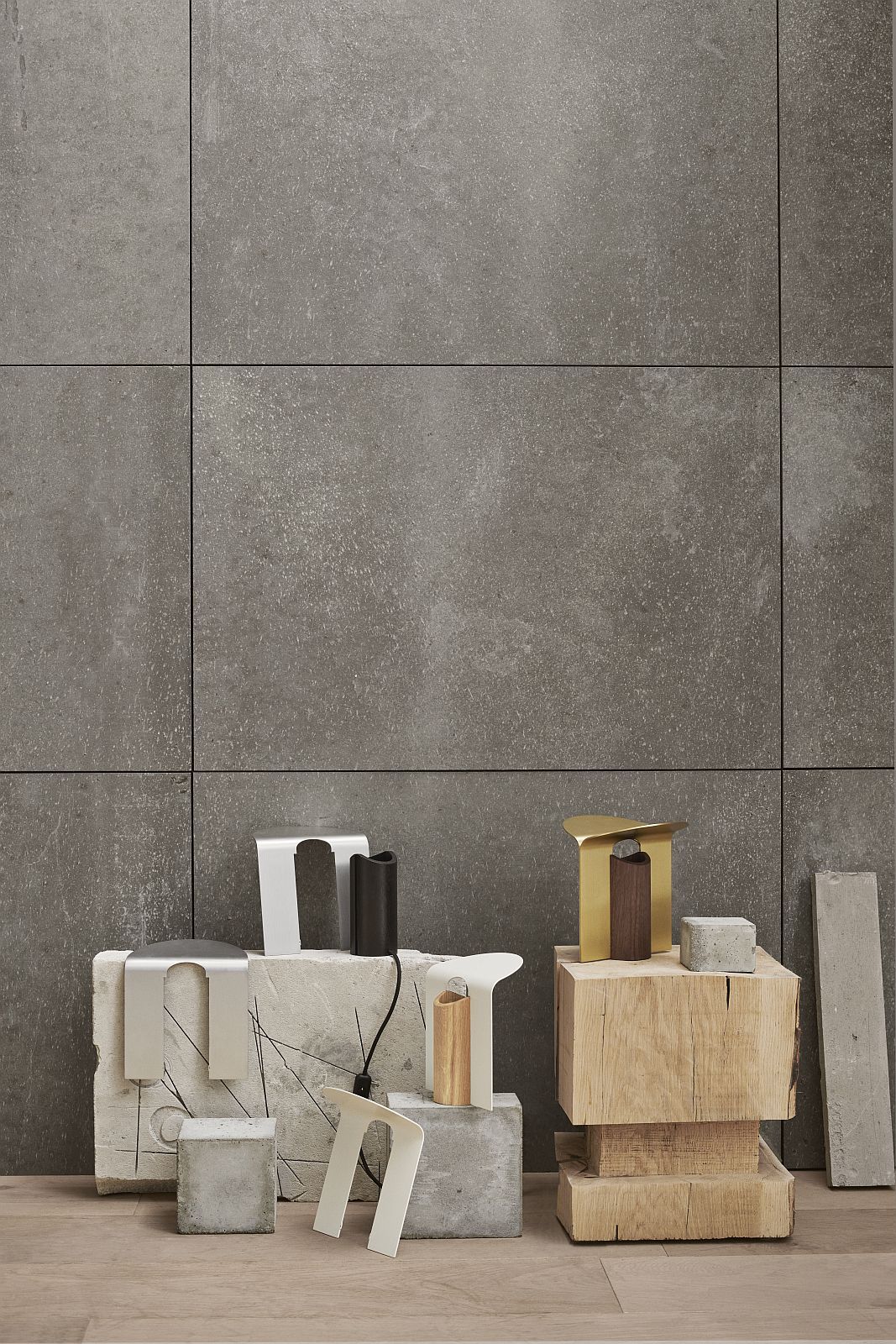 Produktbild der RF200 Petal Lamp Tischleuchte von Carl Hansen & Søn. Designleuchte für Wohnraum.