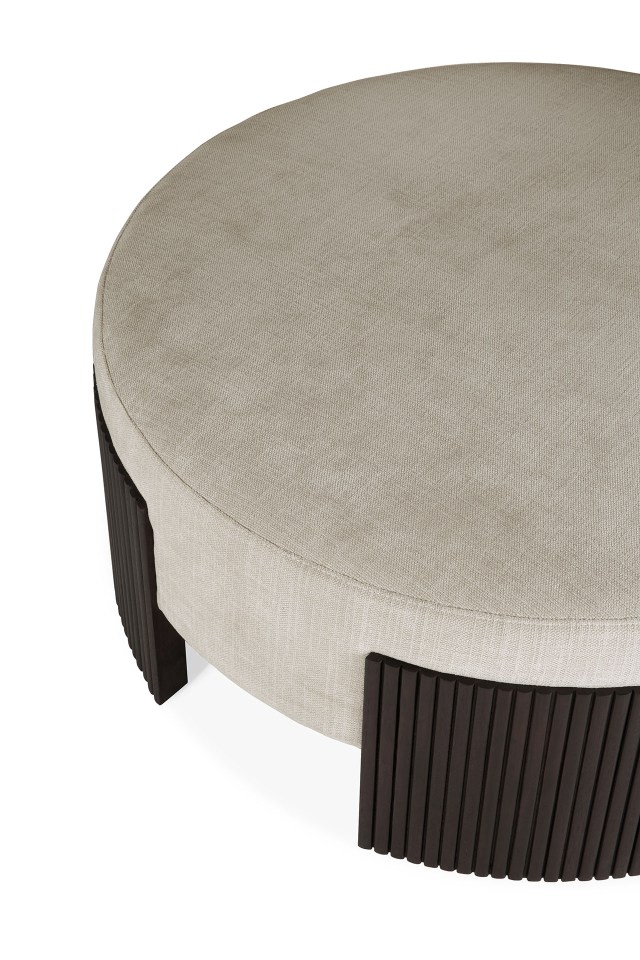 Roller Max Pouf Mahagoni dunkelbrau / Stoff Rice Ethnicraft