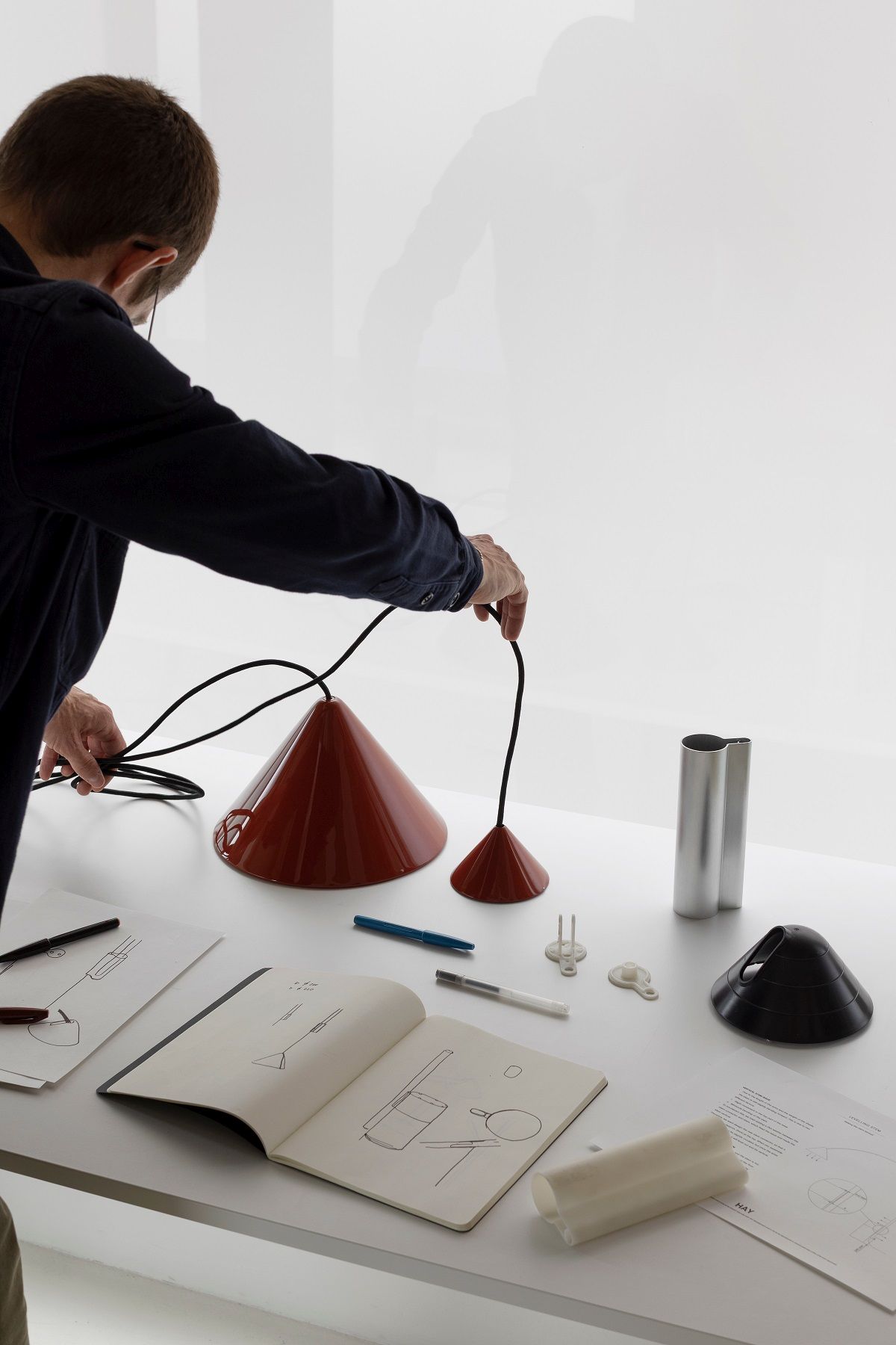 Compass Pendant 430 Pendelleuchte Aluminium brushed Hay