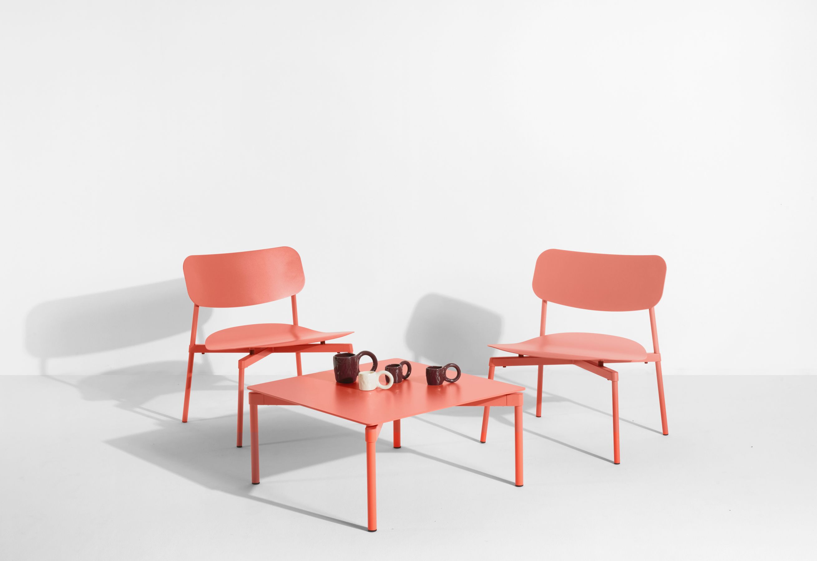 Fromme Lounge Chair Sessel Petite Friture Coral