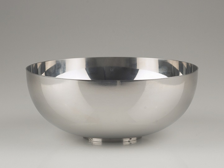 Silberne Bowl Schale von Piet Hein, elegante Metallschale für Obst, Salate oder Dekoration.