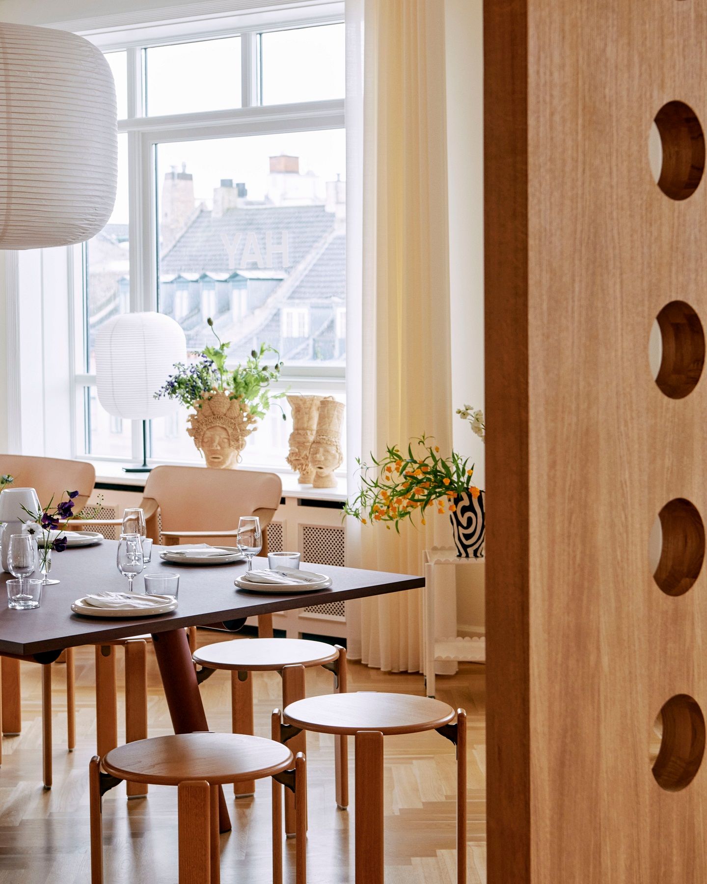 Rey Stool Hocker Hay