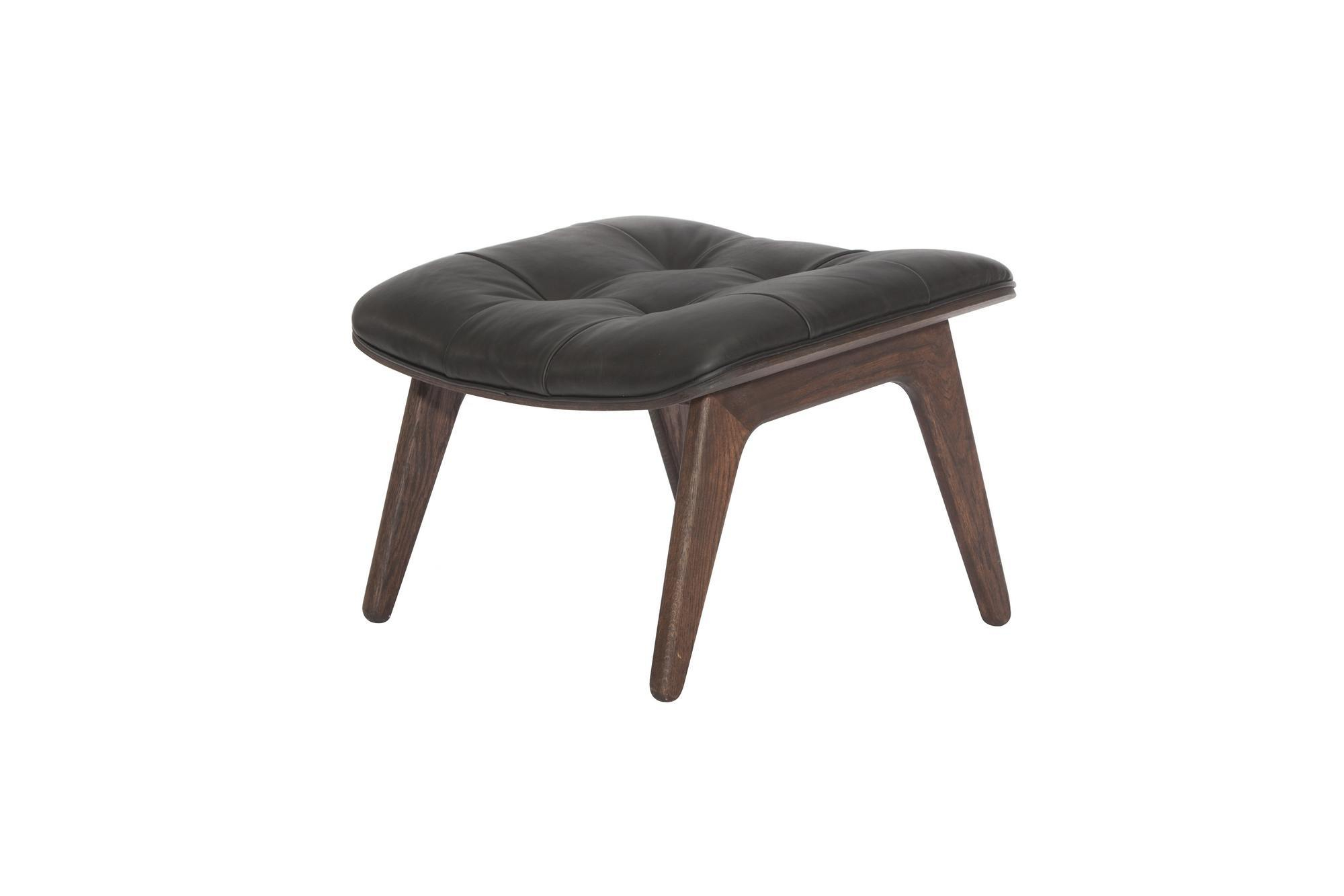 Mammoth Ottoman mit dunkelbraunem Lederbezug und Eichenholzbeinen, ein stilvoller Hocker für Ihr Zuhause.