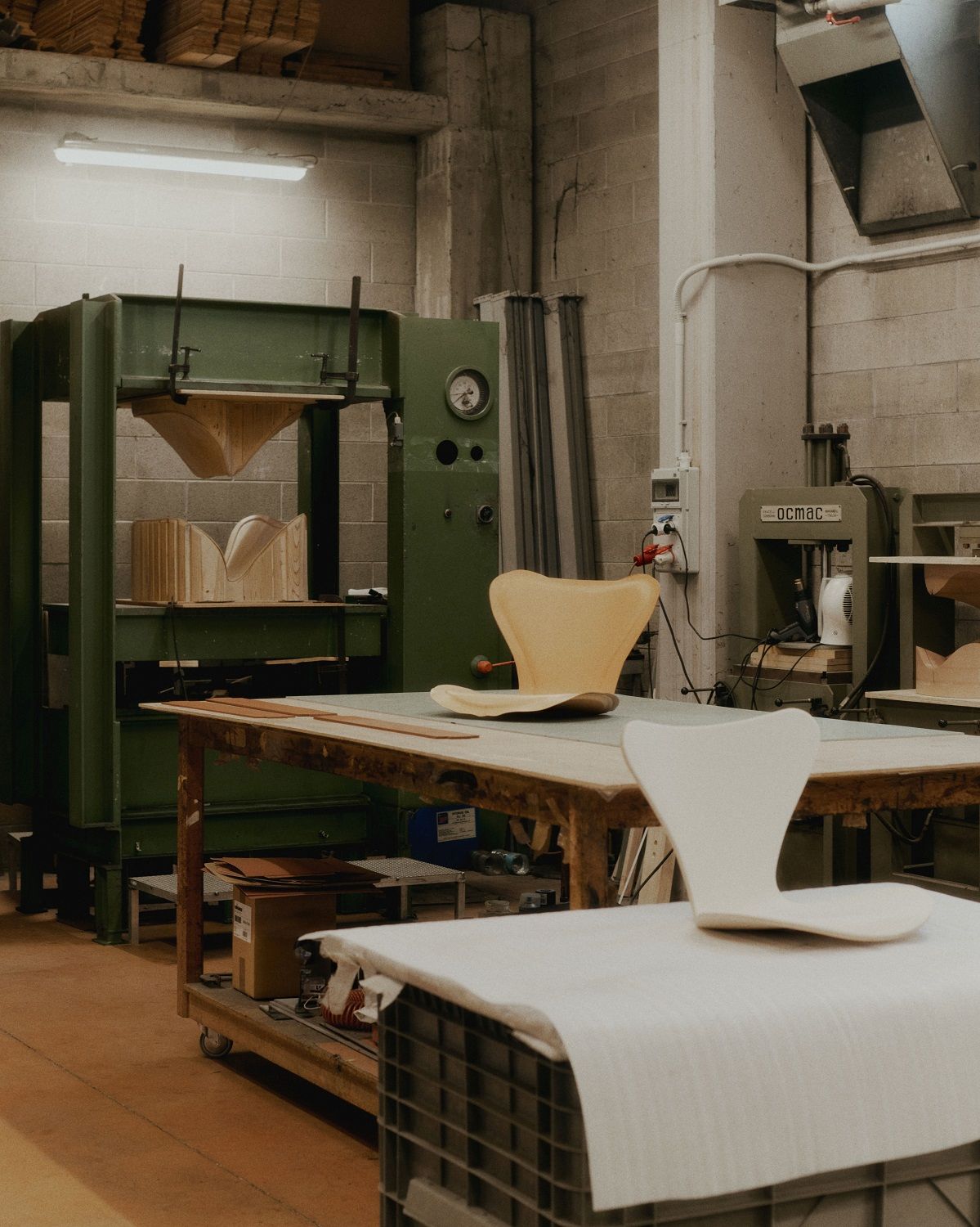 Siebener / Serie 3107 Tailored Stuhl Fritz Hansen