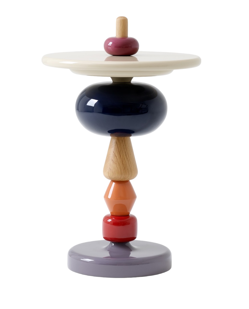 Bunter Shuffle Tisch von AndTradition: Moderner Beistelltisch aus Holz und lackierten Elementen.