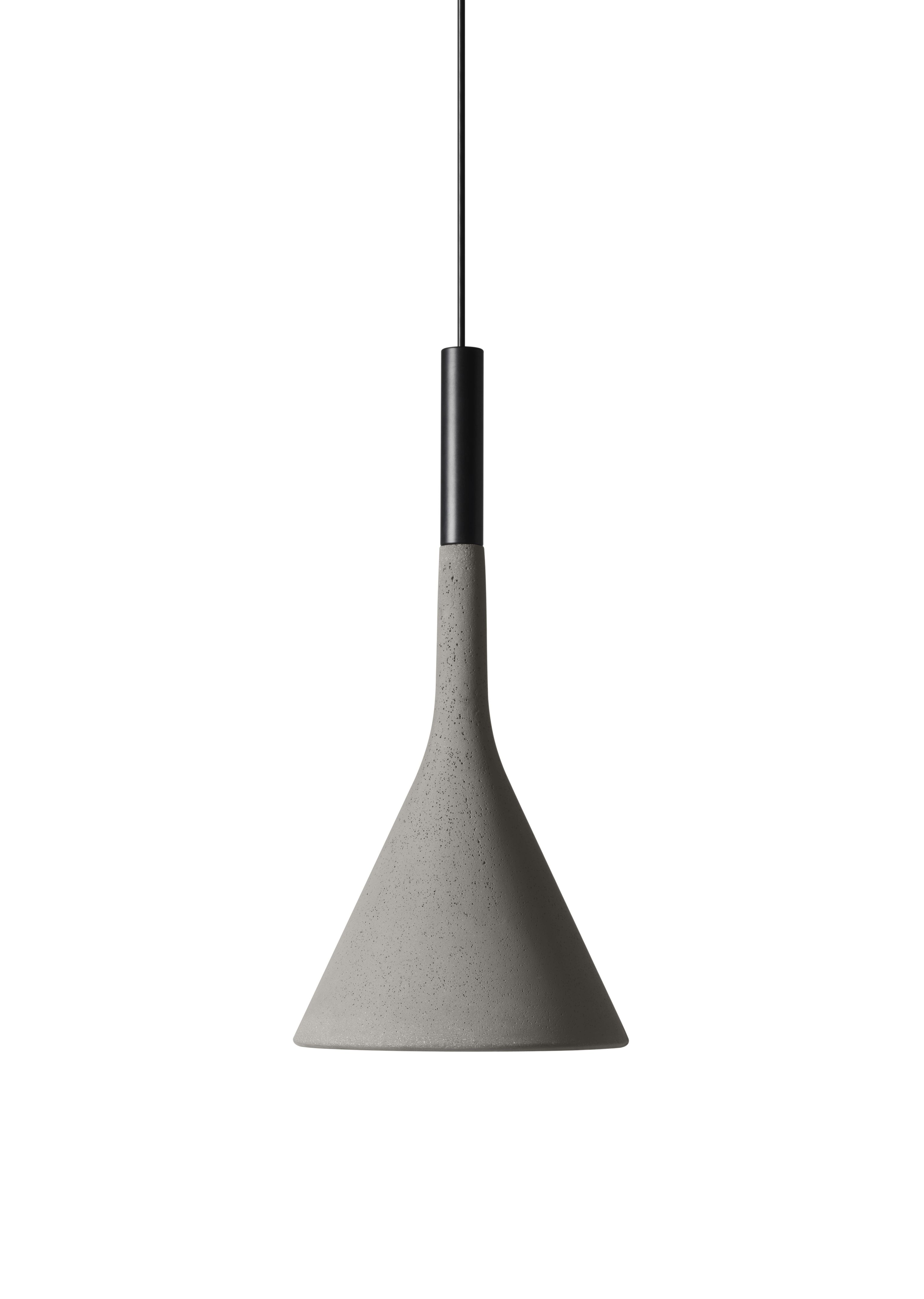 Aplomb Outdoor LED Pendelleuchte Grau Foscarini