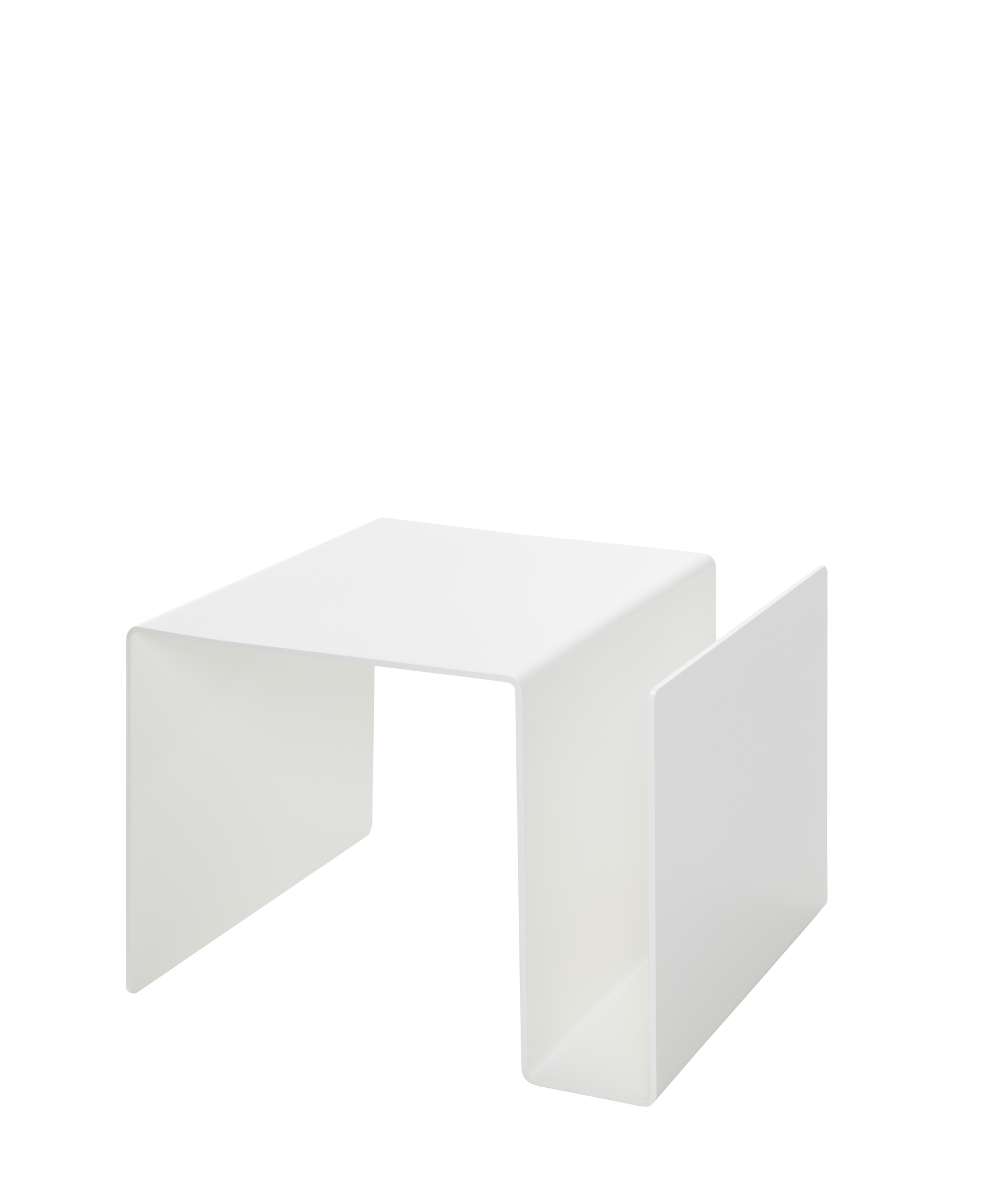 Weißer Huk Beistelltisch von Müller Möbelwerkstätten, minimalistisches Design, multifunktional als Ablage oder Nachttisch.