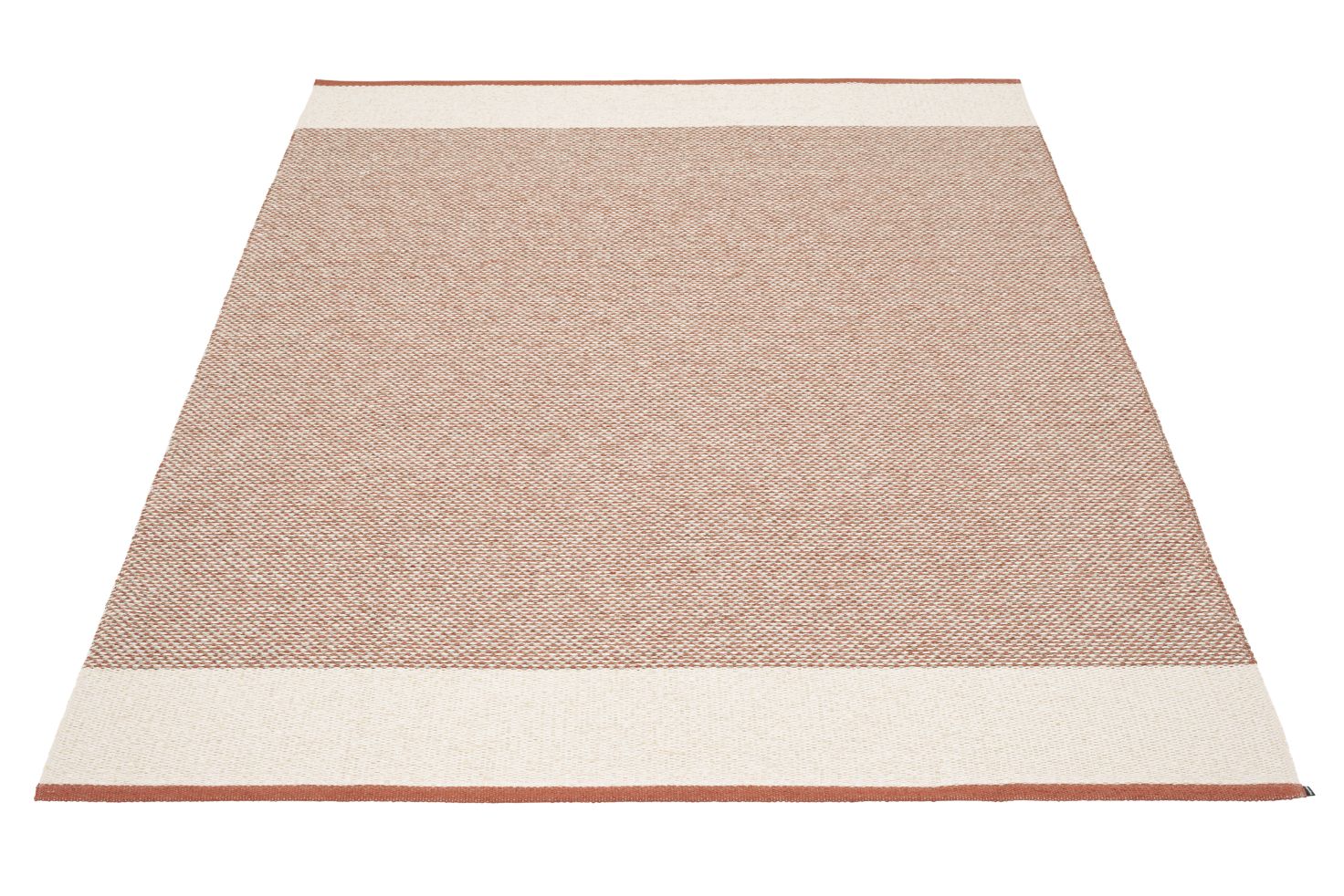 Edit Teppich von Pappelina, 140x200 cm, in Braun- und Beigetönen mit schlichtem, modernem Design.