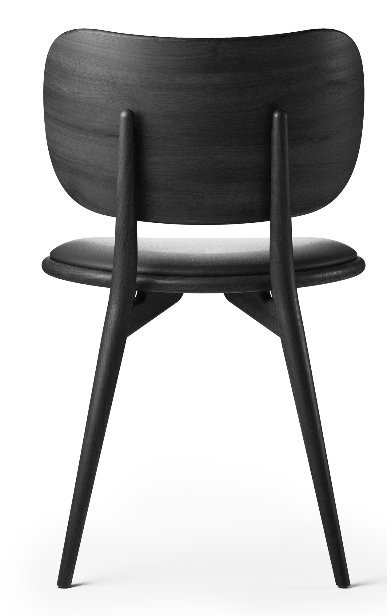 Rückansicht des The Dining Chair Stuhls von Mater, Buche schwarz gebeizt, minimalistisches Design.