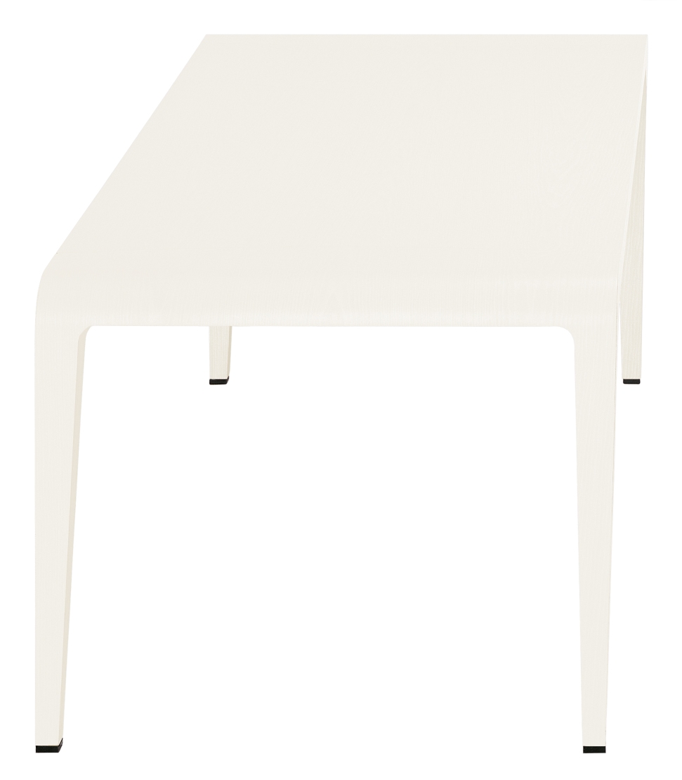 Weißer Ilvolo Tisch von Alias, moderner Esstisch mit minimalistischem Design und vier Beinen.