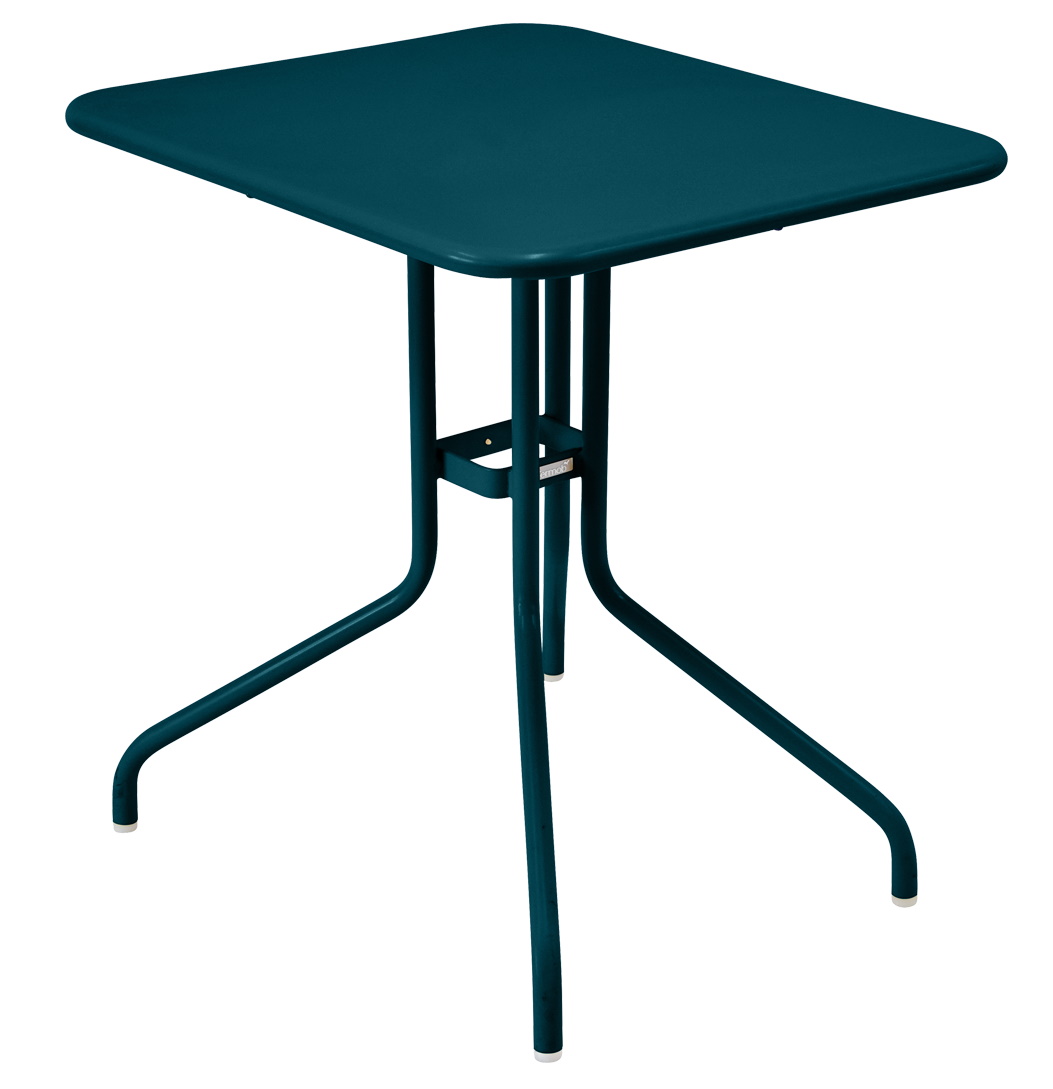 Blauer Pétale Tisch von Fermob, 60x70 cm, ideal für den Garten oder Balkon.