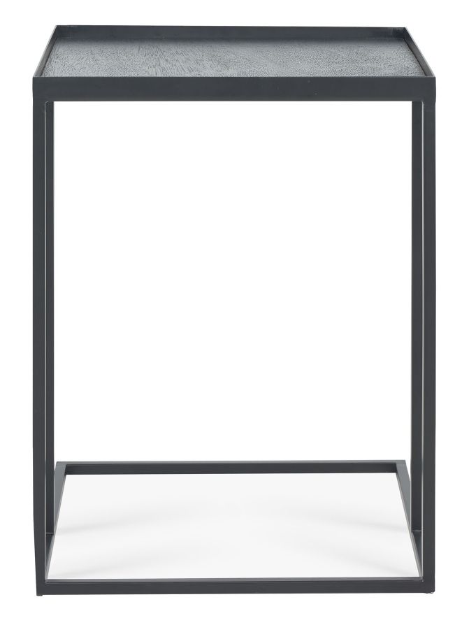 Quadratischer, niedriger Couchtisch von Ethnicraft mit schwarzem Metallgestell und Holzplatte. Moderner Beistelltisch für Wohnzimmer.