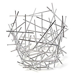 Alessi Blow Up Zitruskorb: Moderner, silberner Obstkorb aus Edelstahlstäben, abstraktes Design für Küche und Esstisch.