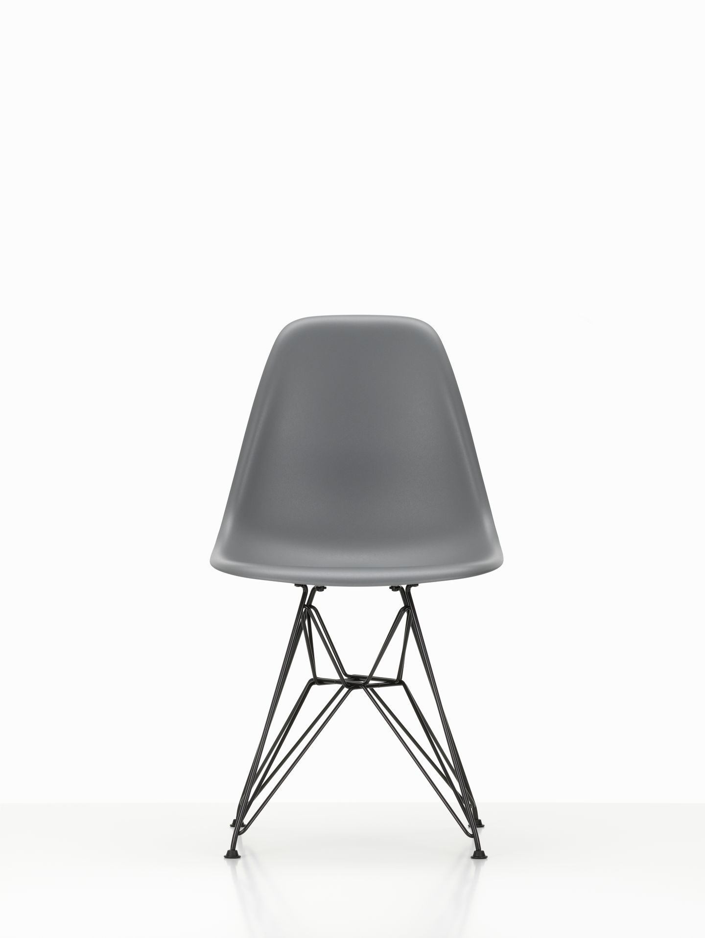 Eames Plastic Side Chair DSR Stuhl Vitra Schwarz-Tiefschwarz