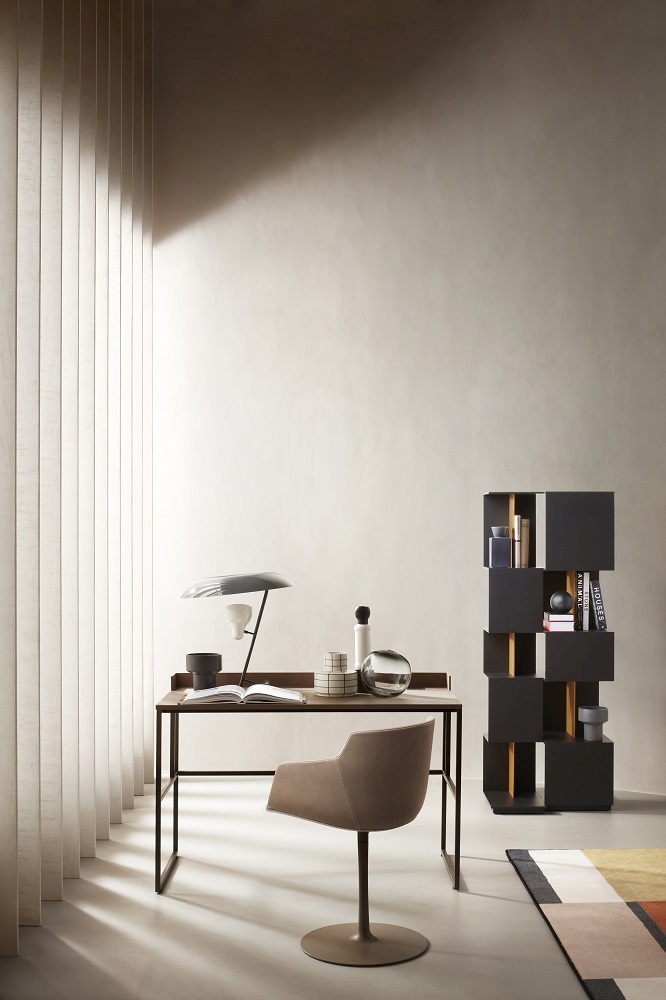 VENTI HOME LIGHT Desk Schreibtisch MDF Italia Blecheiche / Weiß matt