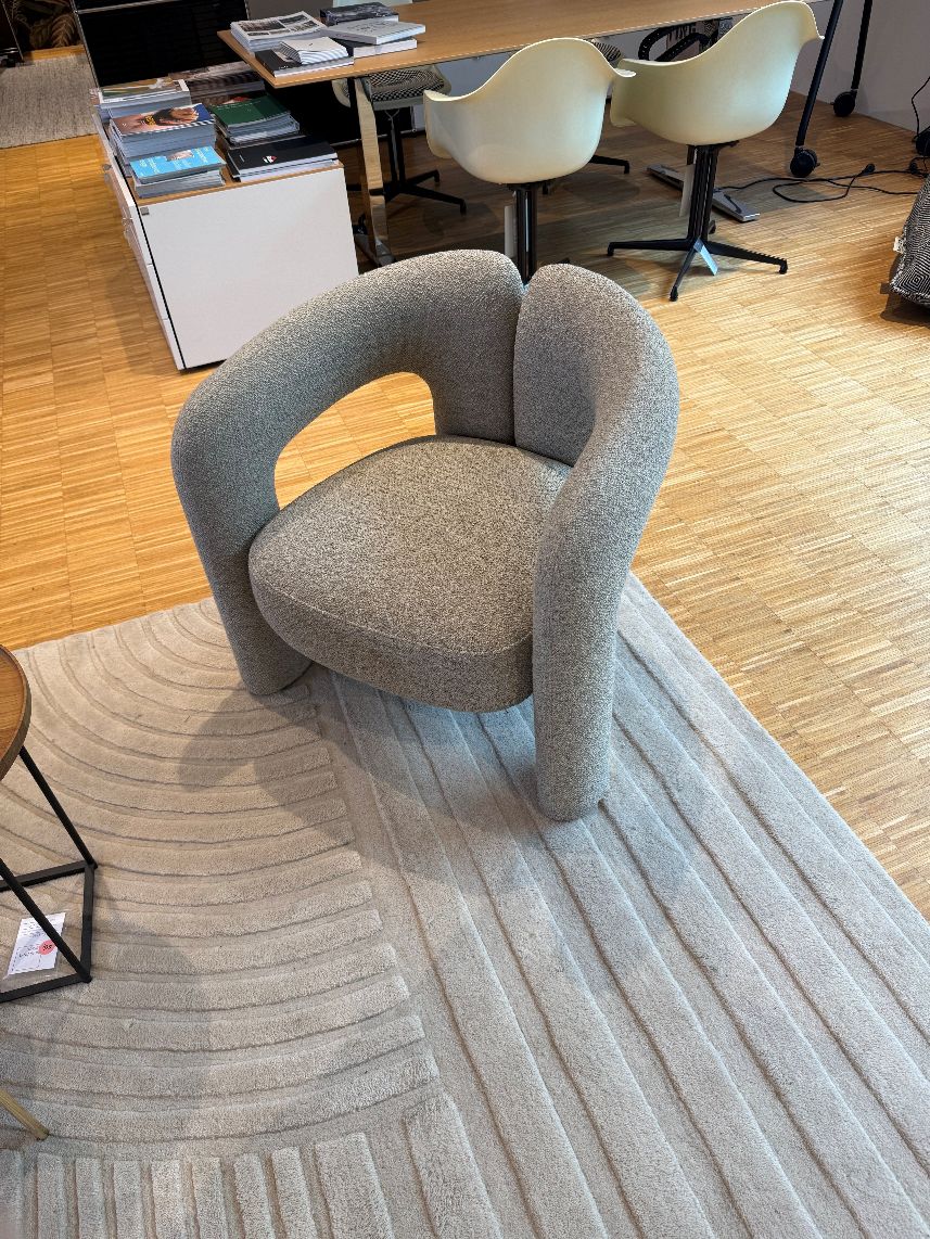 562 Dudet Sessel HELLGRAU Cassina AUSSTELLUNGSSTÜCK