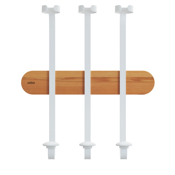 Showvino Weinhalterung von Umbra, modernes Design mit Holz und weißen Halterungen für Weinflaschen.