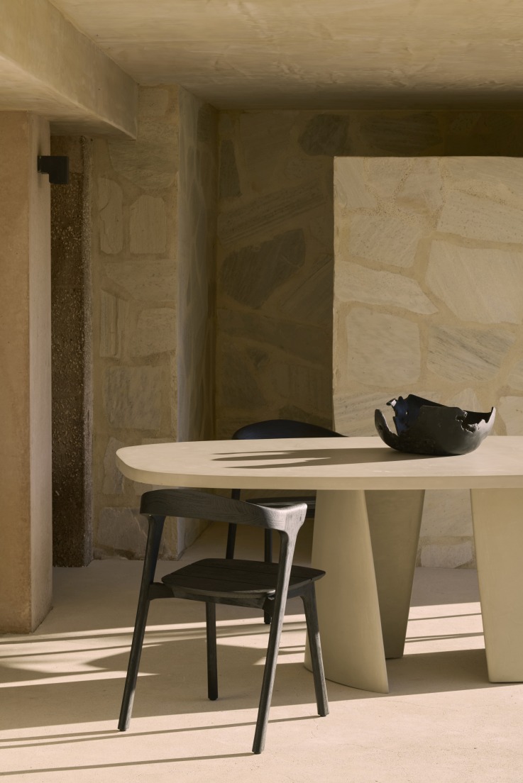 Canyon Outdoor Esstisch Beton Ethnicraft