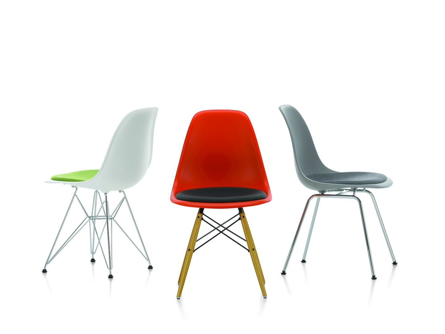Eames Plastic Side Chair DSW Stuhl, verschiedene Farben und Sitzpolster, Designklassiker für Esszimmer und Büro.